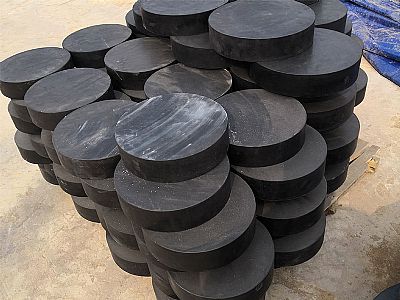 沂南县板式橡胶支座由若干层橡胶片与薄钢板经加压硫化